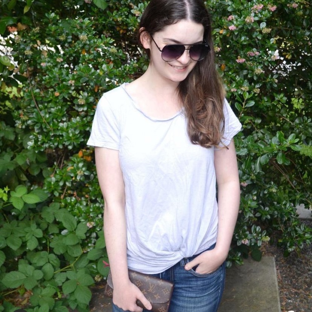BP Knot Front T-shirt (Grey)